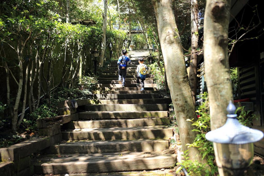 Cingjing Hanging Garden & Resort Renai Exteriör bild